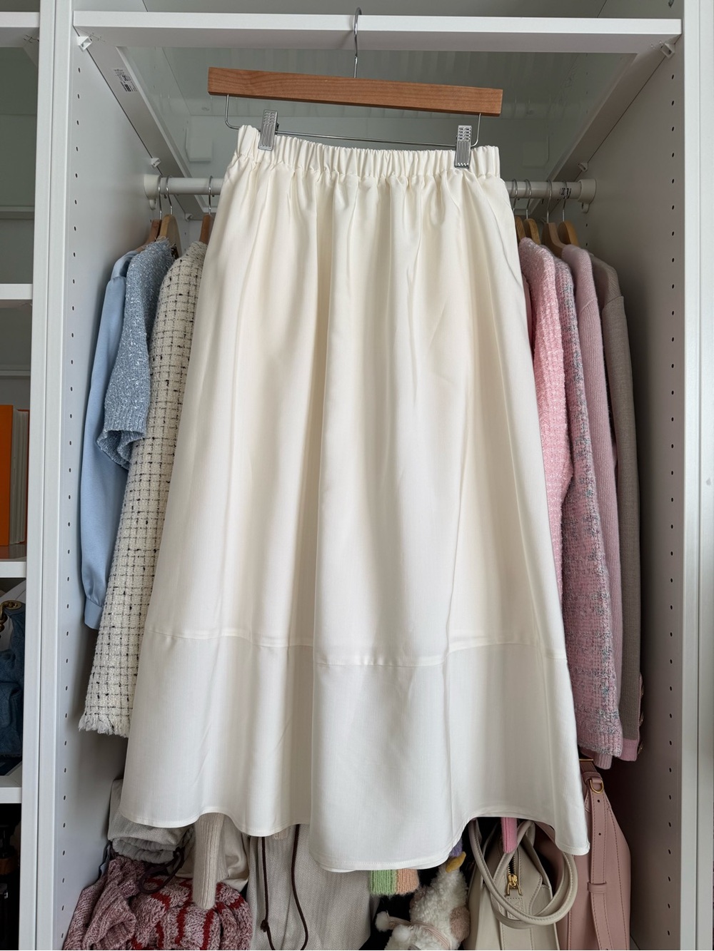 Women’s White Skirt with Elastic Waist